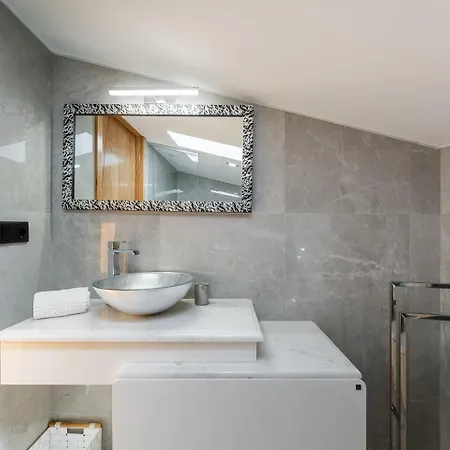 Guestready-contemporary Retreat With Rooftop 埃斯波森迪
