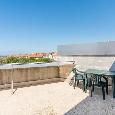 Guestready-contemporary Retreat With Rooftop 게스트하우스