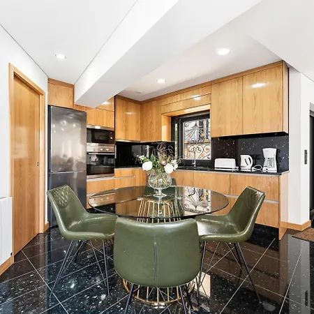 招待所 Guestready-contemporary Retreat With Rooftop