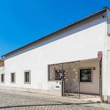Guestready-contemporary Retreat With Rooftop 4*